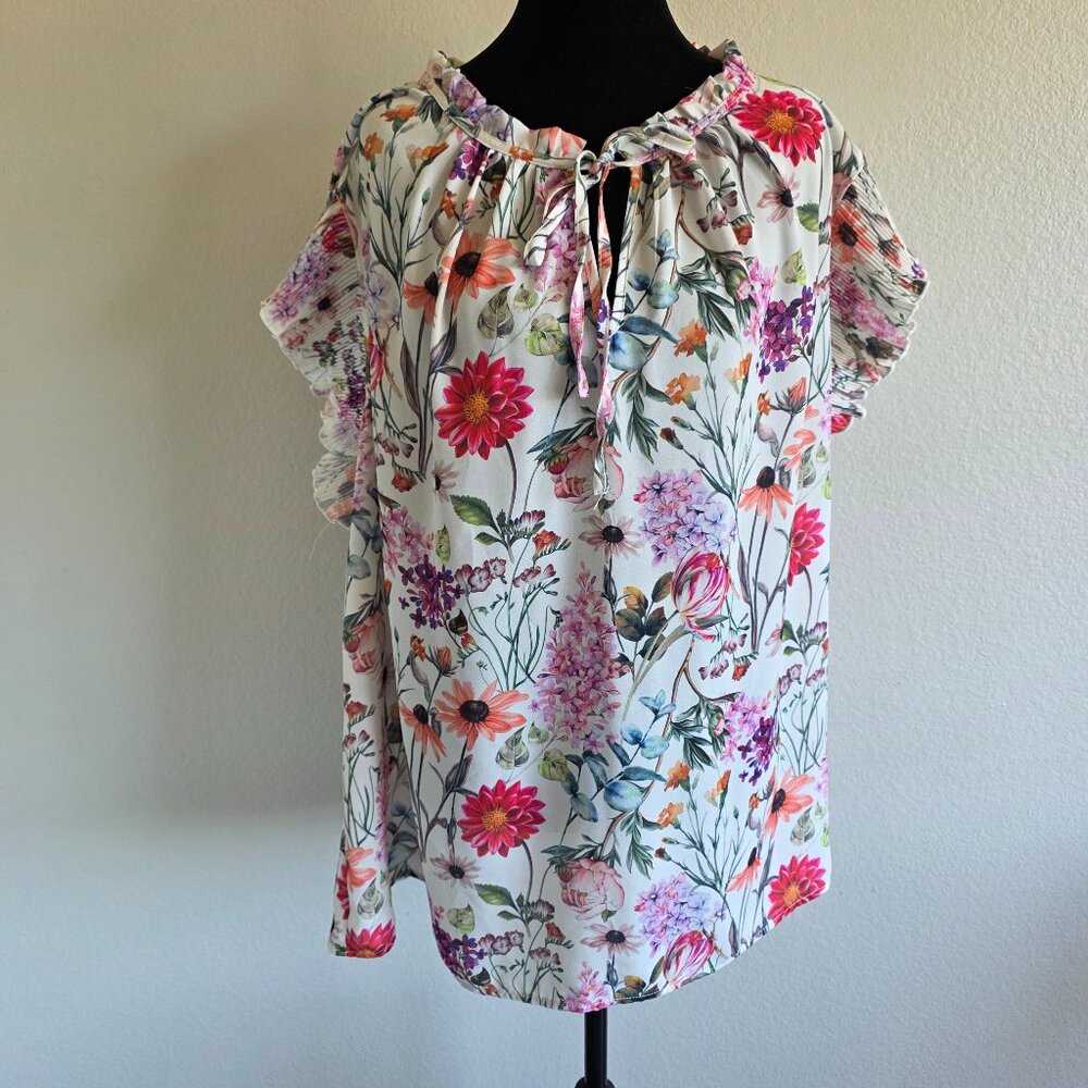 Chenault Blouse Top Floral Chiffon Keyhole Neck Tie Short Pleat Sleeves Size 3X
